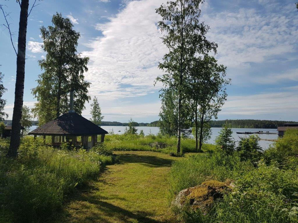 Tarina-Aho Acomodação com café da manhã Vuonislahti Exterior foto