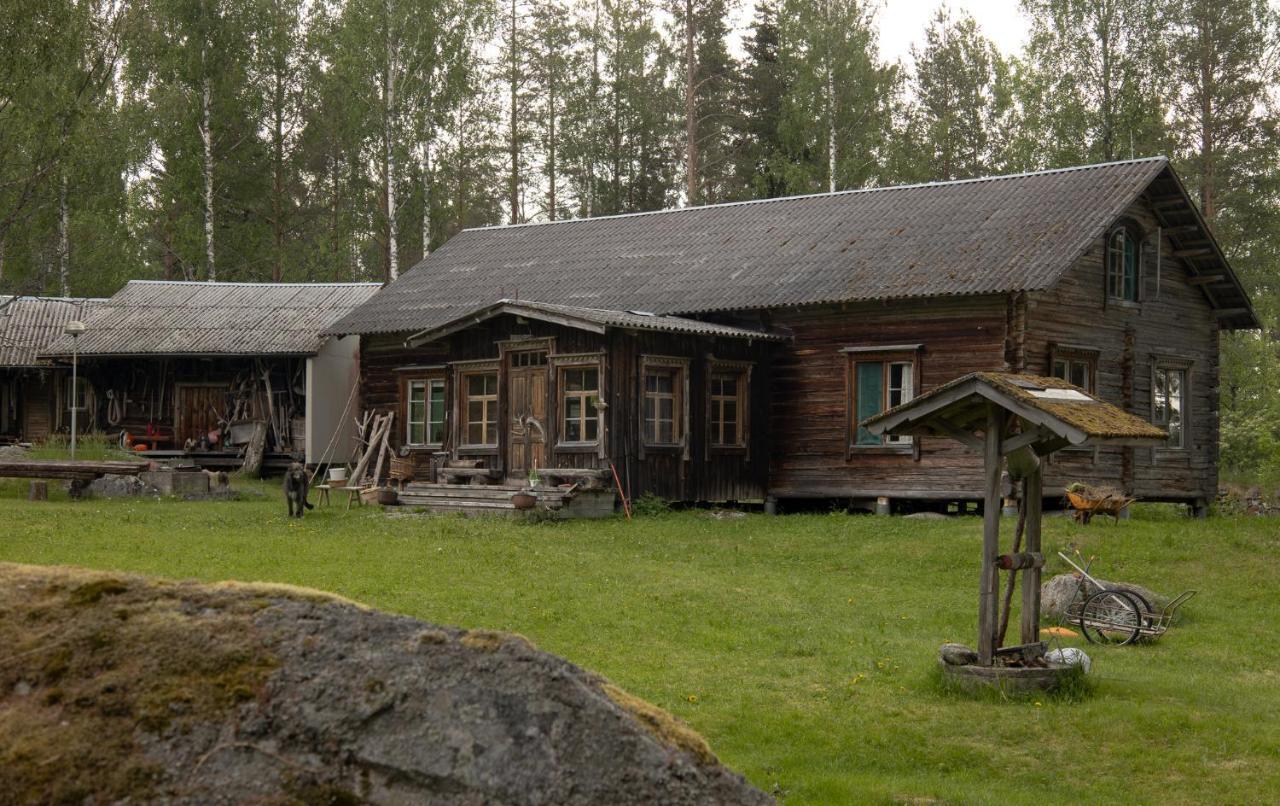 Tarina-Aho Acomodação com café da manhã Vuonislahti Exterior foto
